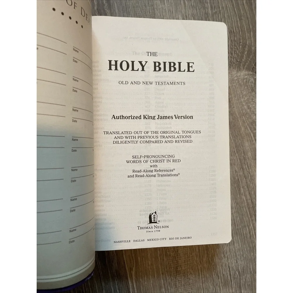 KJV Holy Bible by Thomas Nelson (2003, Leathersoft, Giant Print Edition 837816)